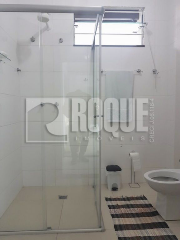 Casa Comercial para aluguel no bairro Parque Hippolyto: WC Social