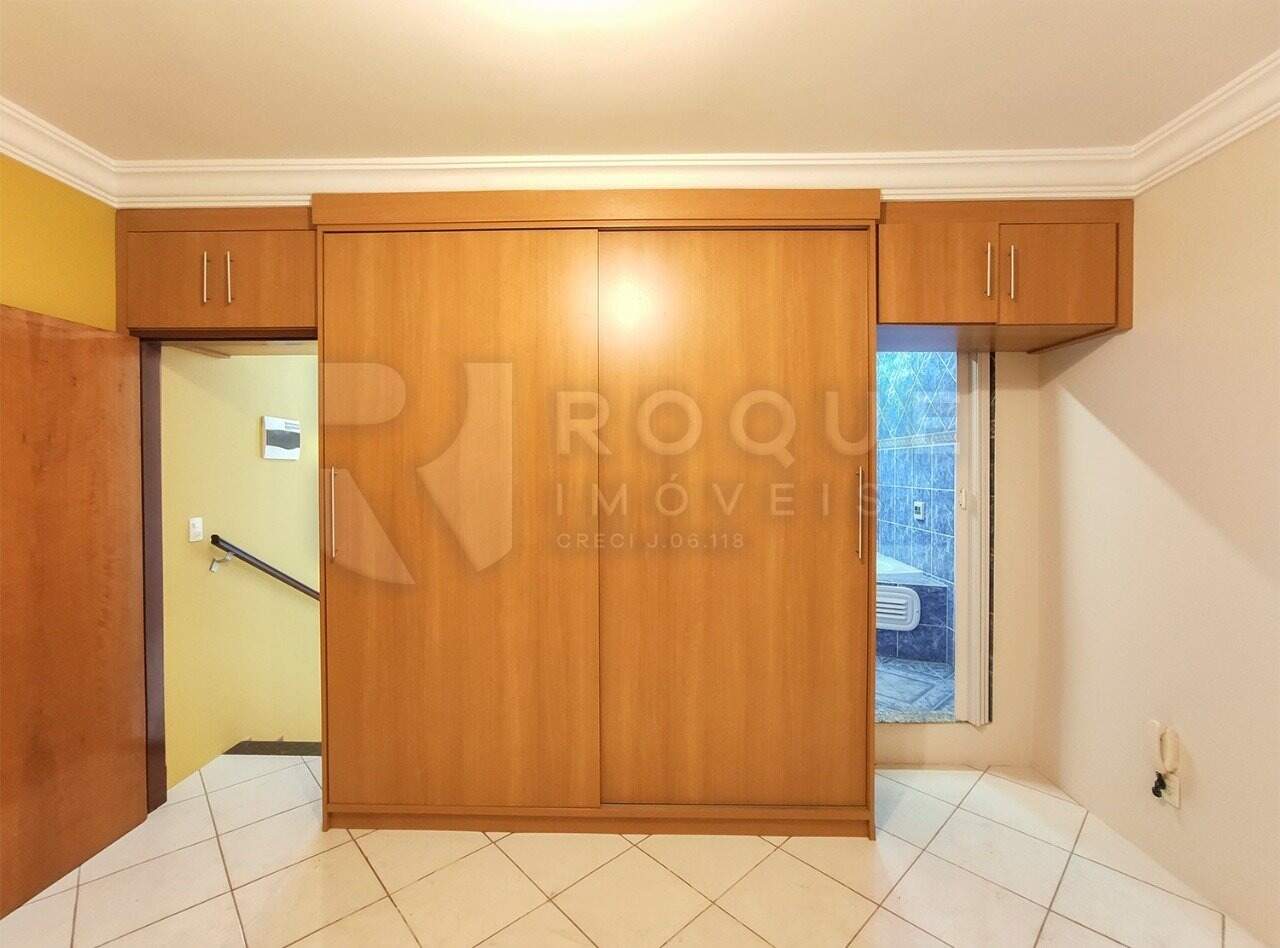 Casa Residencial para aluguel no bairro Jardim Residencial Roseira: Dormitório 3 suíte 