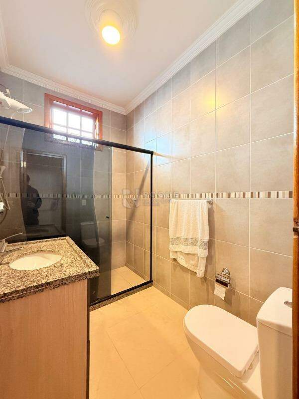 Casa Residencial para aluguel no bairro Jardim Nova Europa: Wc Social