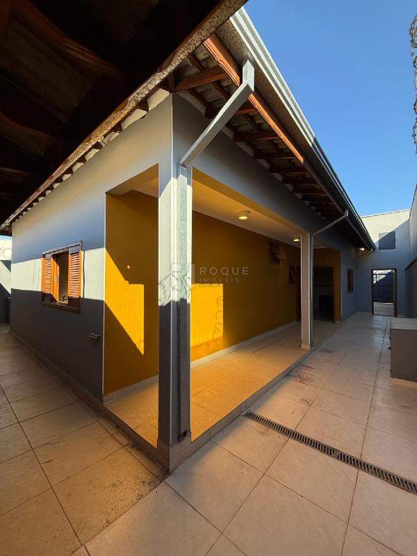 Casa Residencial para aluguel no bairro Jardim Nova Europa: Quintal