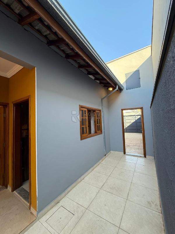 Casa Residencial para aluguel no bairro Jardim Nova Europa: Quintal