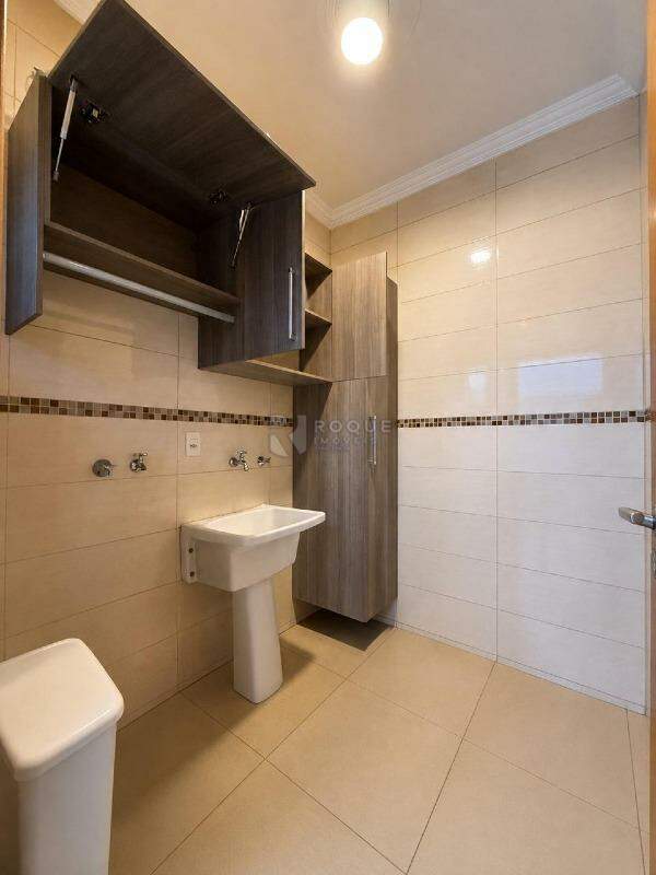 Casa Residencial para aluguel no bairro Jardim Nova Europa: Lavanderia