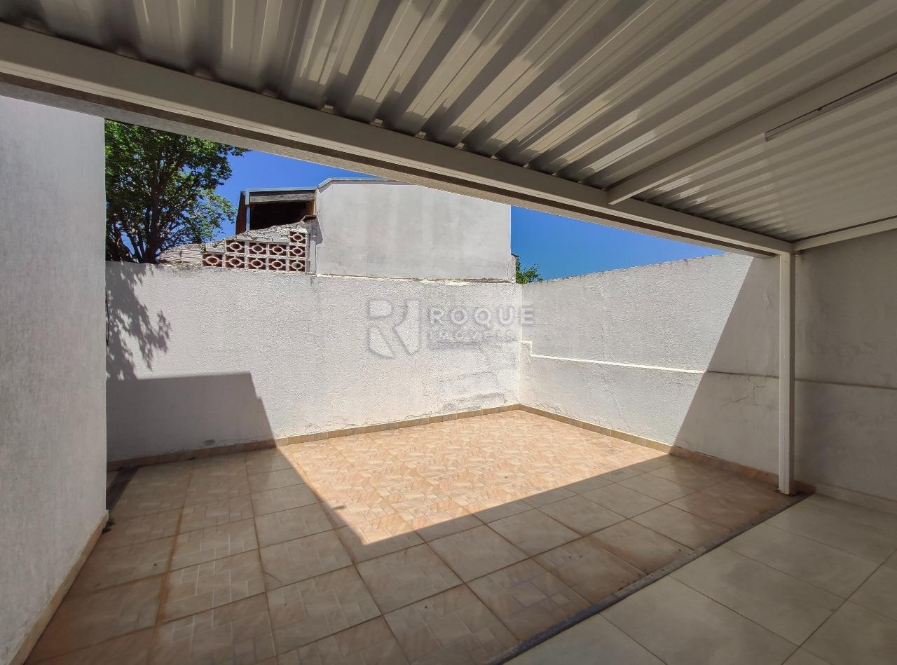 Salas/Conjuntos para aluguel no bairro Vila Queiroz: Fundo em comum