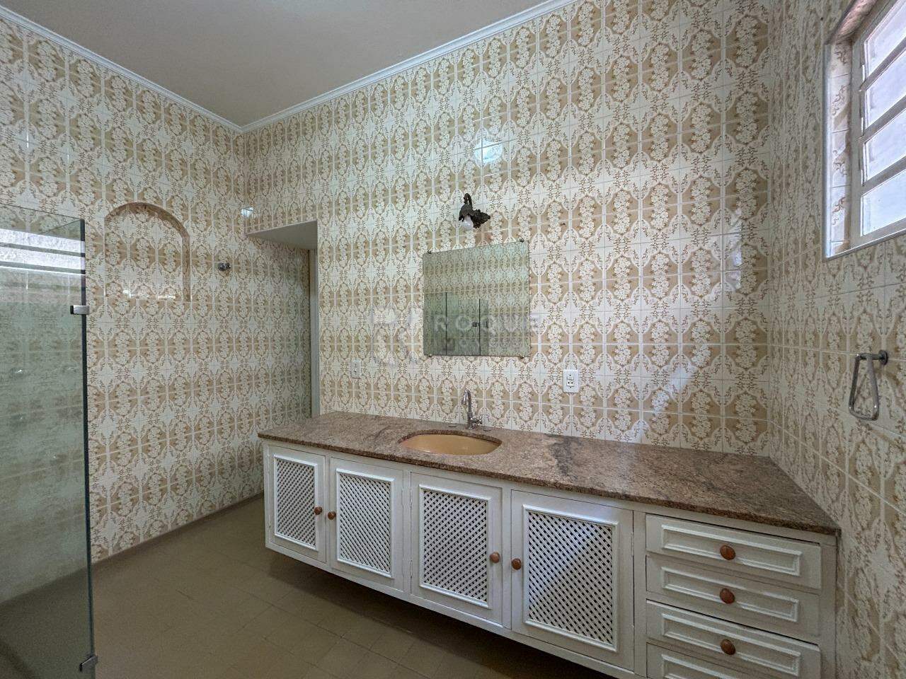 Casa Residencial para aluguel no bairro Jardim Mercedes: WC suíte 