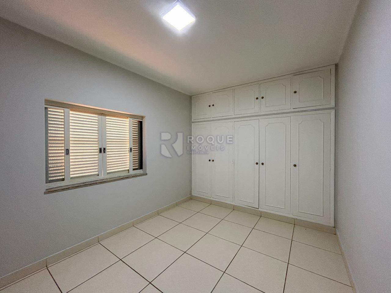 Casa Residencial para aluguel no bairro Jardim Mercedes: Dormitório 3 