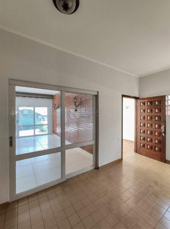 Casa Residencial para aluguel no bairro Jardim Mercedes: Hall 