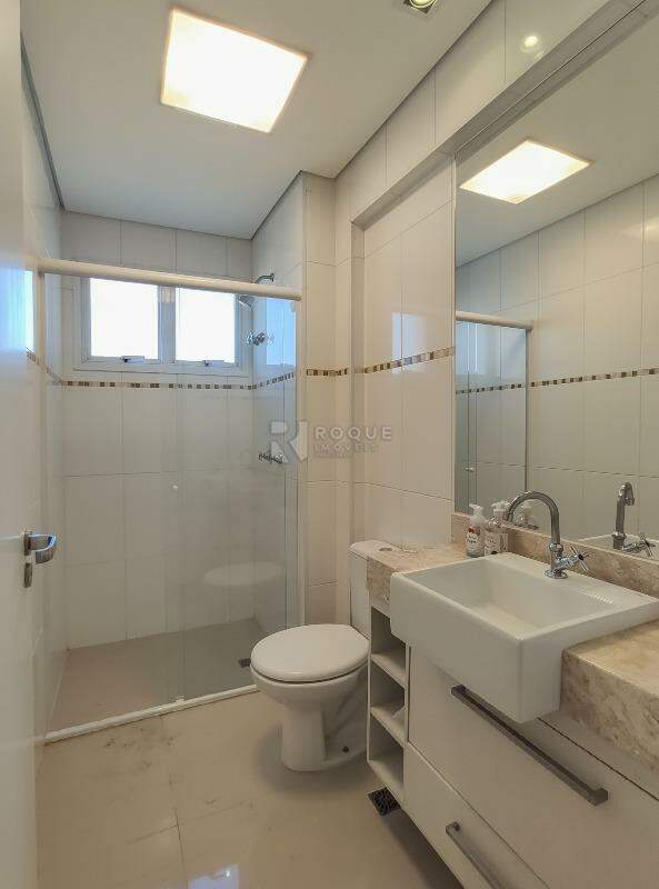 Apartamento para aluguel no bairro Jardim Residencial Francisco Cruãnes: WC social