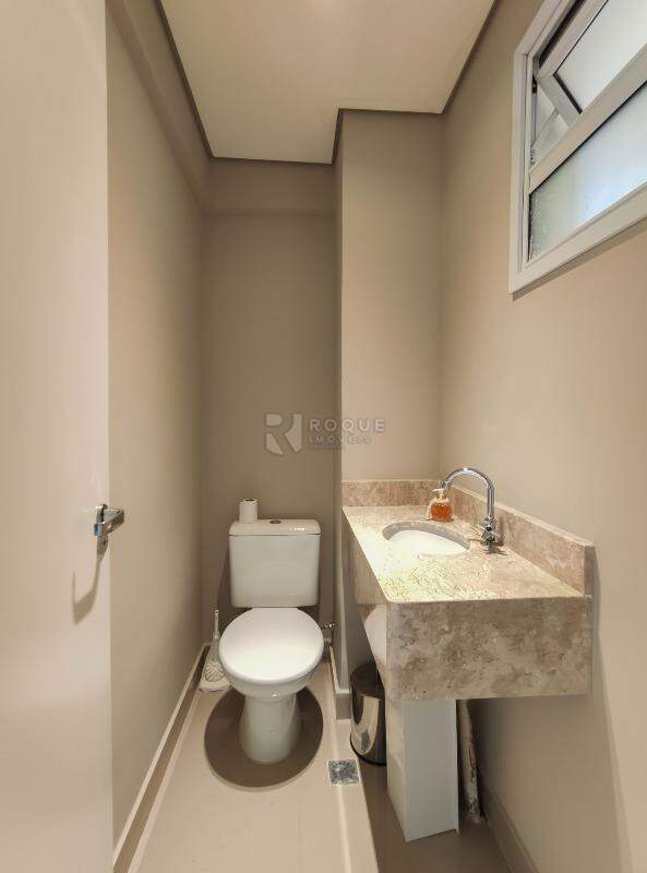 Apartamento para aluguel no bairro Jardim Residencial Francisco Cruãnes: Lavabo