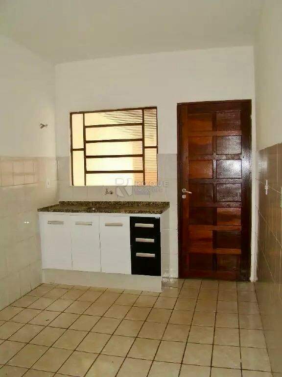 Casa Residencial para aluguel no bairro Jardim Ipanema: Cozinha