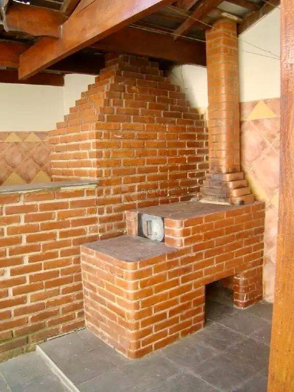 Casa Residencial para aluguel no bairro Jardim Ipanema: Churrasqueira