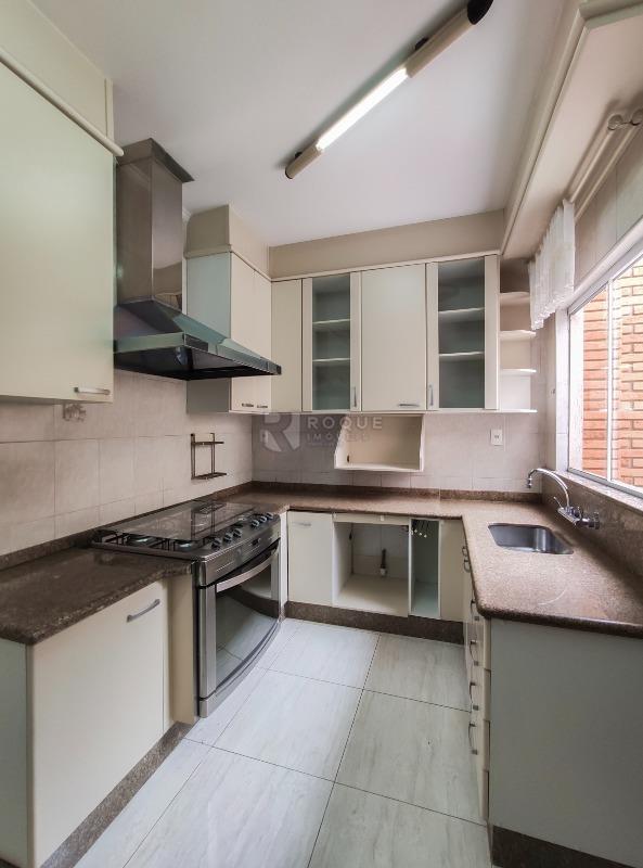 Casa Residencial para aluguel no bairro Jardim Mediterrâneo: Cozinha 