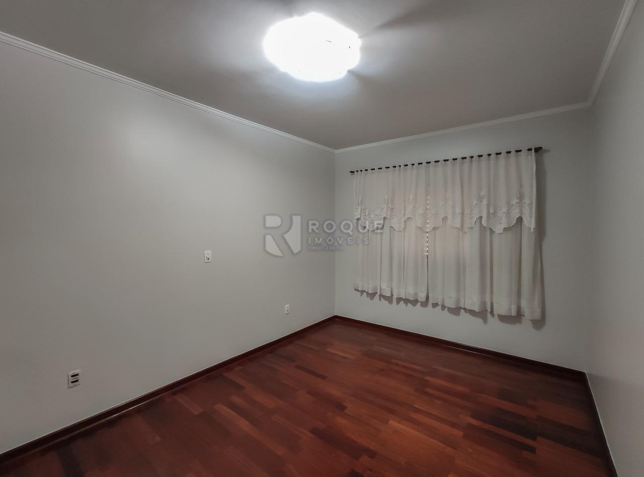 Casa Residencial para aluguel no bairro Jardim Mediterrâneo: Dormitório 3