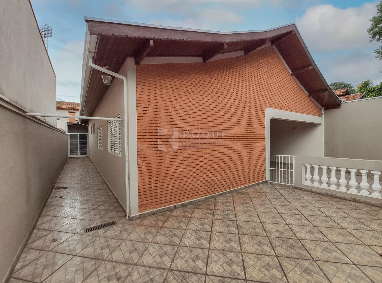 Casa Residencial para aluguel no bairro Jardim Mediterrâneo: Frente 