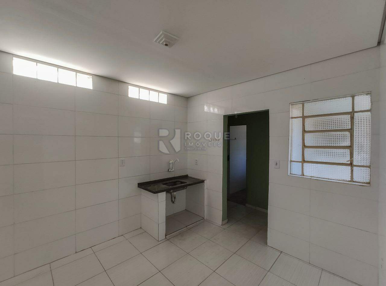 Casa Residencial para aluguel no bairro Vila Claudia: Cozinha 