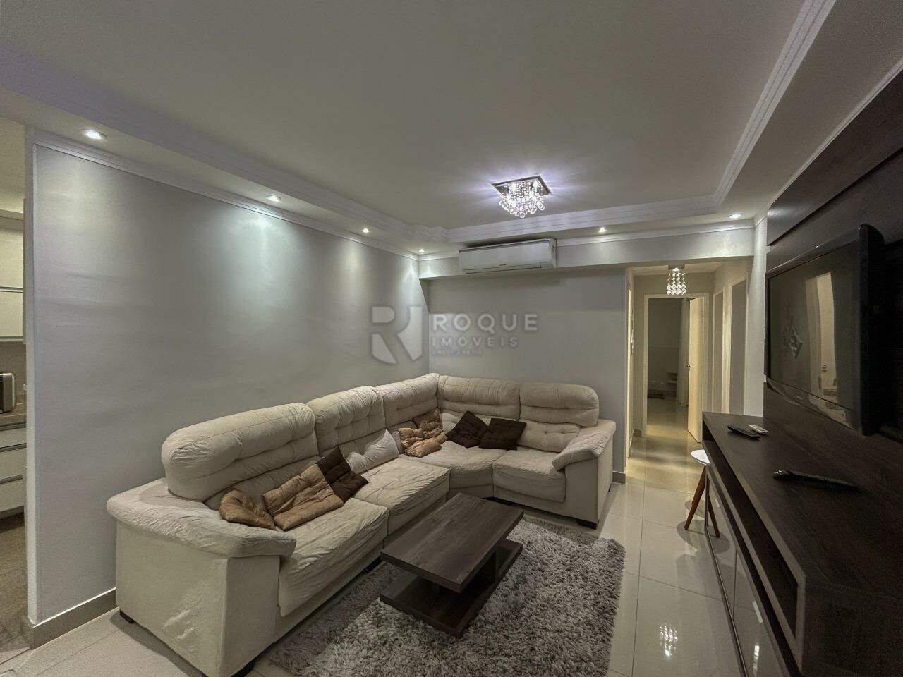 Apartamento para aluguel no bairro Desmembramento Oscar Antonio Breda: Sala 