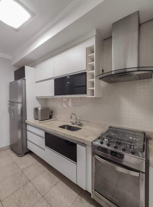 Apartamento para aluguel no bairro Desmembramento Oscar Antonio Breda: Cozinha 