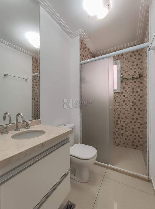 Apartamento para aluguel no bairro Desmembramento Oscar Antonio Breda: WC social 