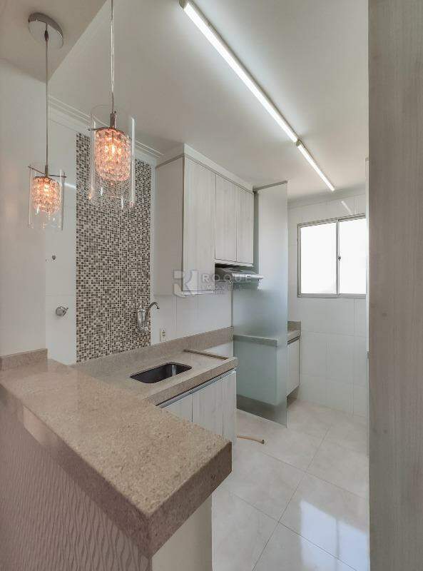 Apartamento para aluguel no bairro Jardim Colina Verde: Cozinha 