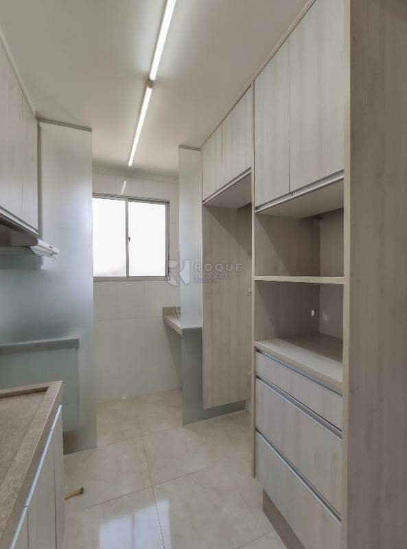 Apartamento para aluguel no bairro Jardim Colina Verde: Cozinha 