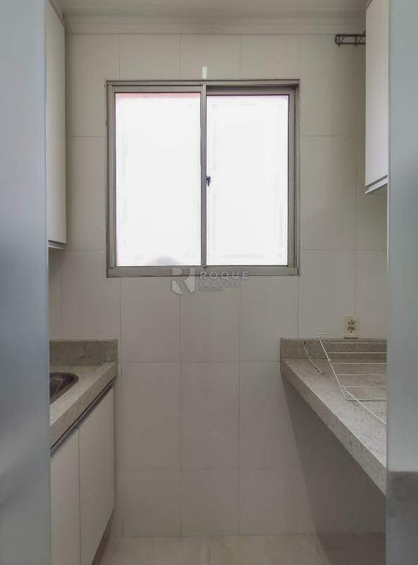 Apartamento para aluguel no bairro Jardim Colina Verde: Área de serviço 