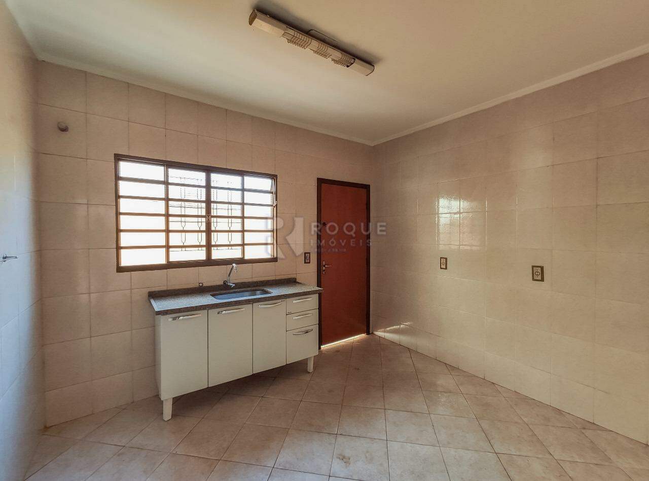 Casa Residencial para aluguel no bairro Vila Claudia: Cozinha 