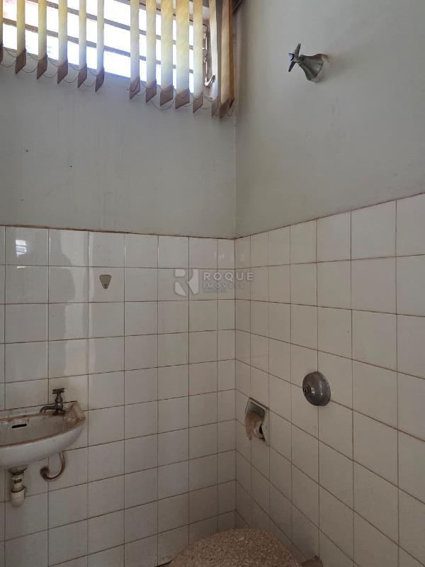 Salas/Conjuntos para aluguel no bairro Centro: WC Social 