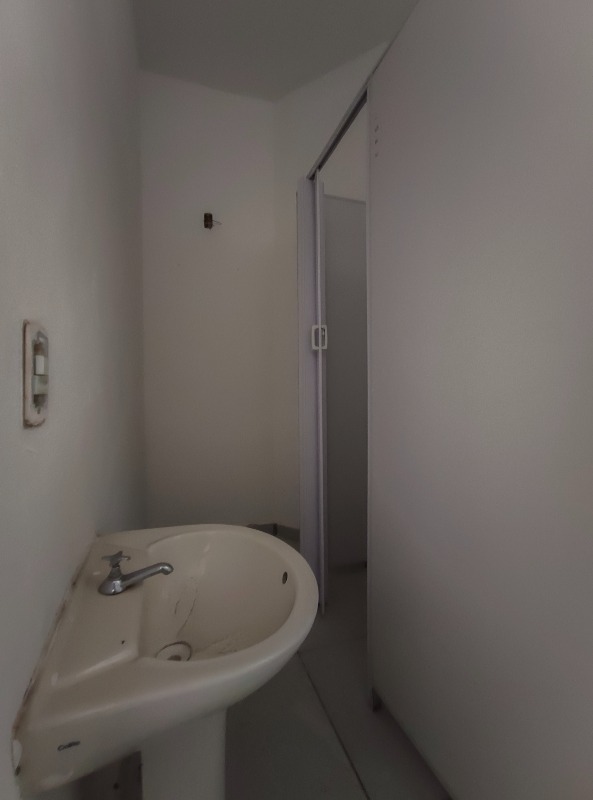 Salão para aluguel no bairro Jardim Ibirapuera: Lavabo 