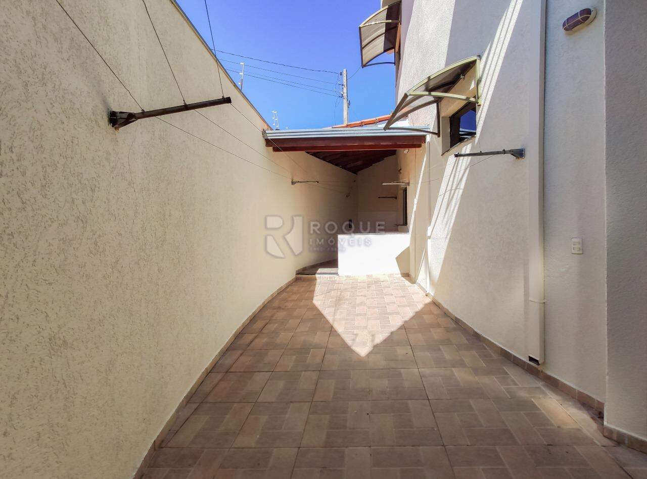 Casa Residencial para aluguel no bairro Jardim Anhanguera: Área externa 