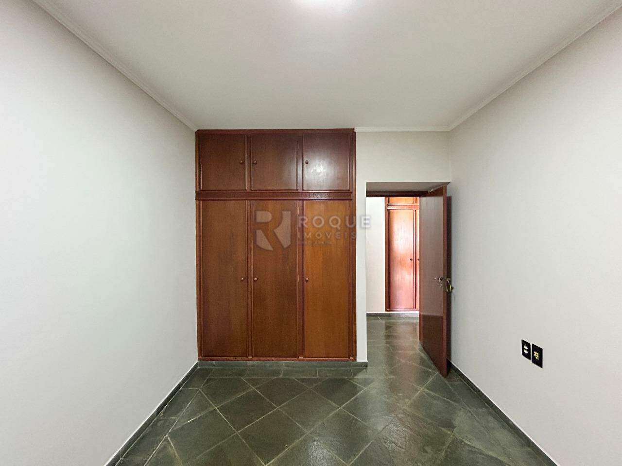 Casa em condomínio para aluguel no bairro Jardim Residencial Monsenhor Rossi: Dormitório 2