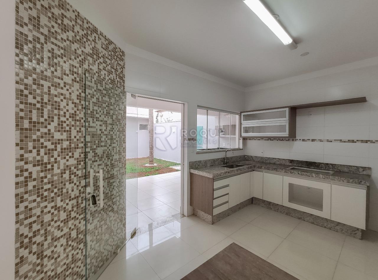 Casa em condomínio para aluguel no bairro Residencial Jardim dos Ipês: Cozinha 