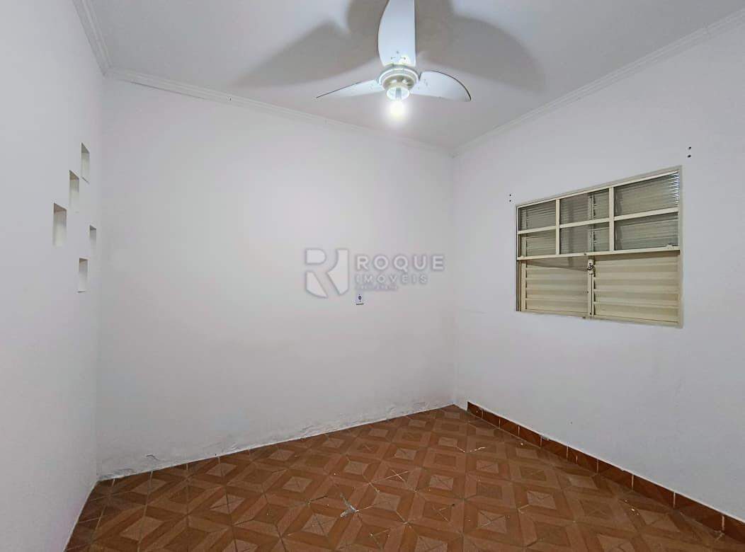 Casa Residencial para aluguel no bairro Parque Residencial Abílio Pedro: Dormitório 03