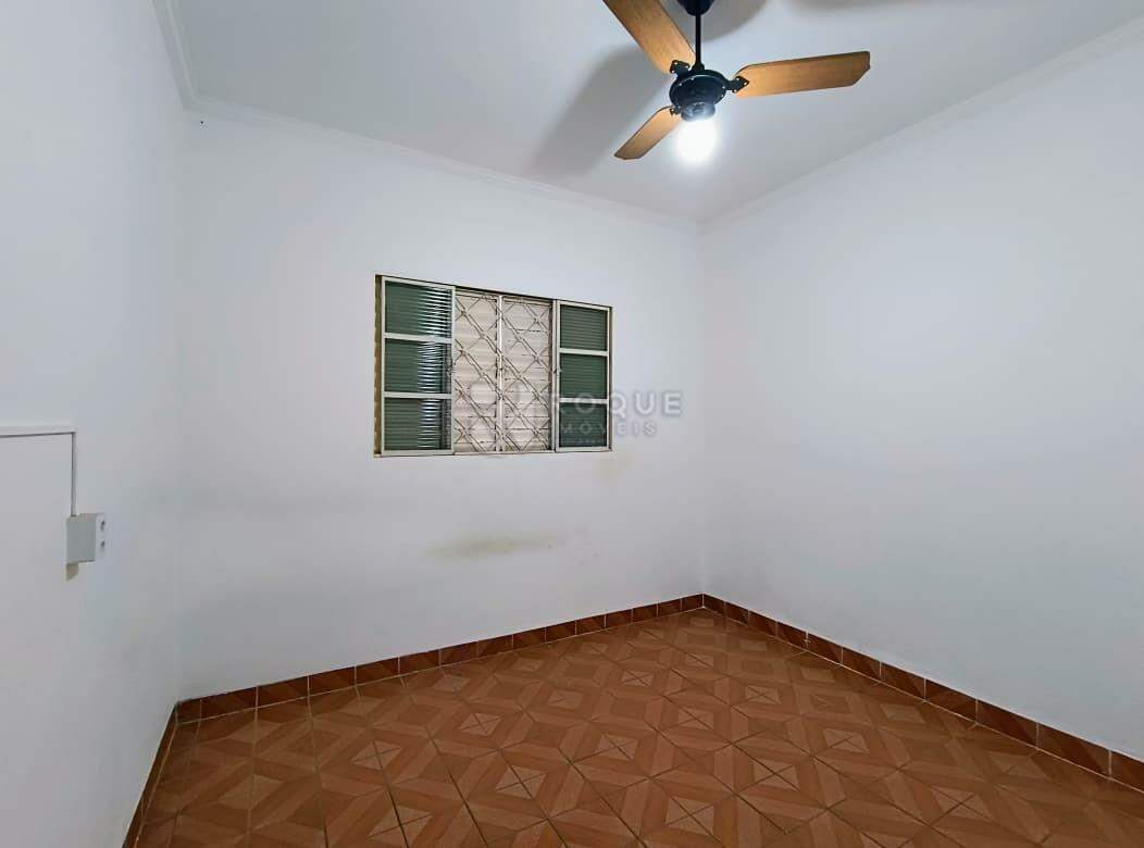 Casa Residencial para aluguel no bairro Parque Residencial Abílio Pedro: Dormitório 01