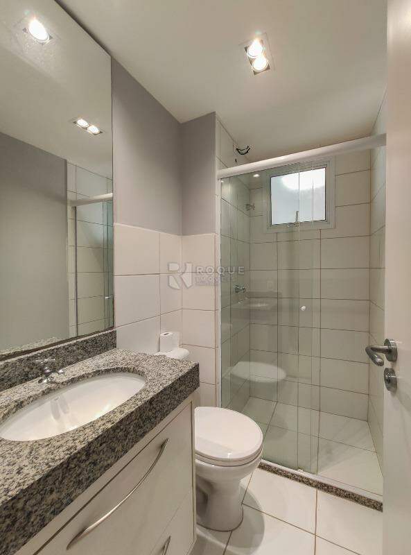 Apartamento para aluguel no bairro Jardim Parque Novo Mundo: WC