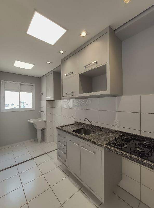 Apartamento para aluguel no bairro Jardim Parque Novo Mundo: Cozinha
