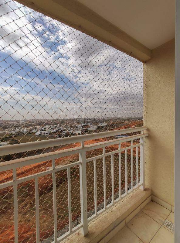 Apartamento para aluguel no bairro Jardim Parque Novo Mundo: Sacada 