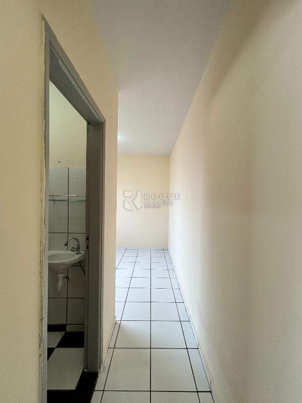 Casa Residencial para aluguel no bairro Jardim Santa Luiza: Hall