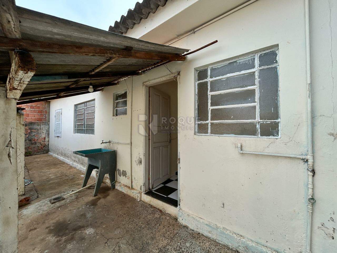 Casa Residencial para aluguel no bairro Jardim Santa Luiza: Área de serviço