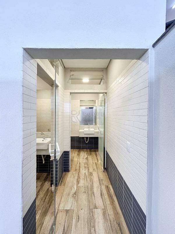 Barracão/Galpão para aluguel no bairro Centro: WC social 1