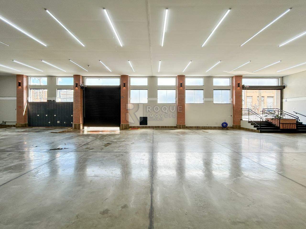 Barracão/Galpão para aluguel no bairro Centro: Salão