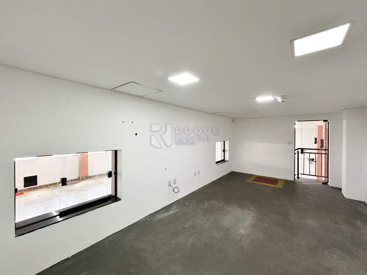 Barracão/Galpão para aluguel no bairro Centro: Sala segundo andar 