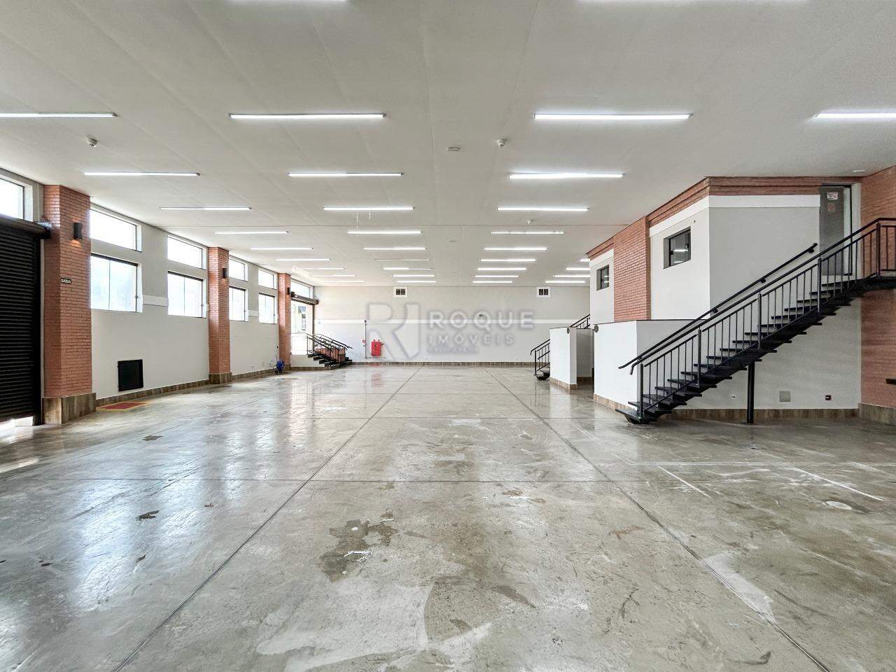 Barracão/Galpão para aluguel no bairro Centro: Salão