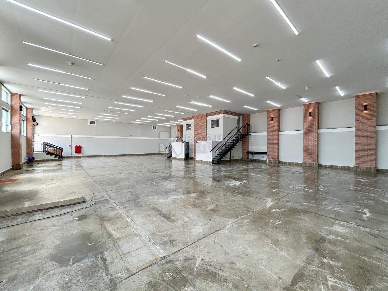 Barracão/Galpão para aluguel no bairro Centro: Salão