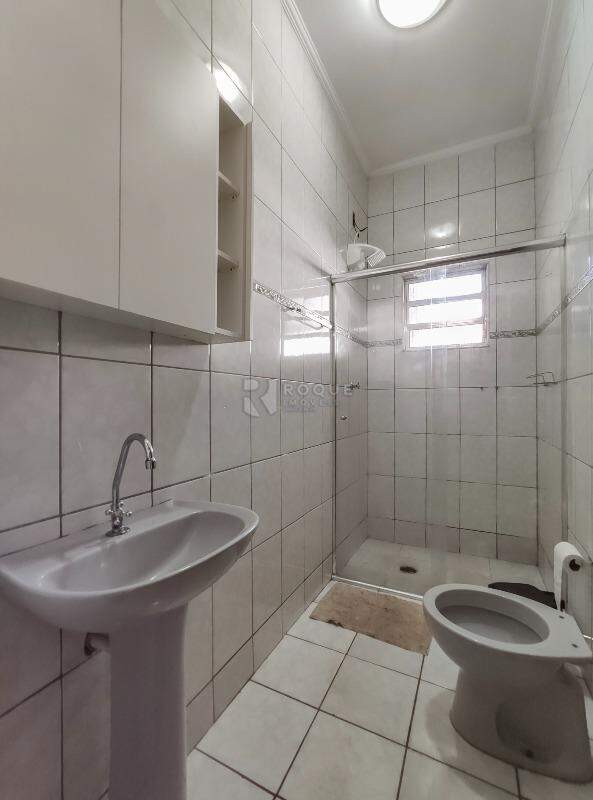 Casa Residencial para aluguel no bairro Jardim das Palmeiras: WC social 