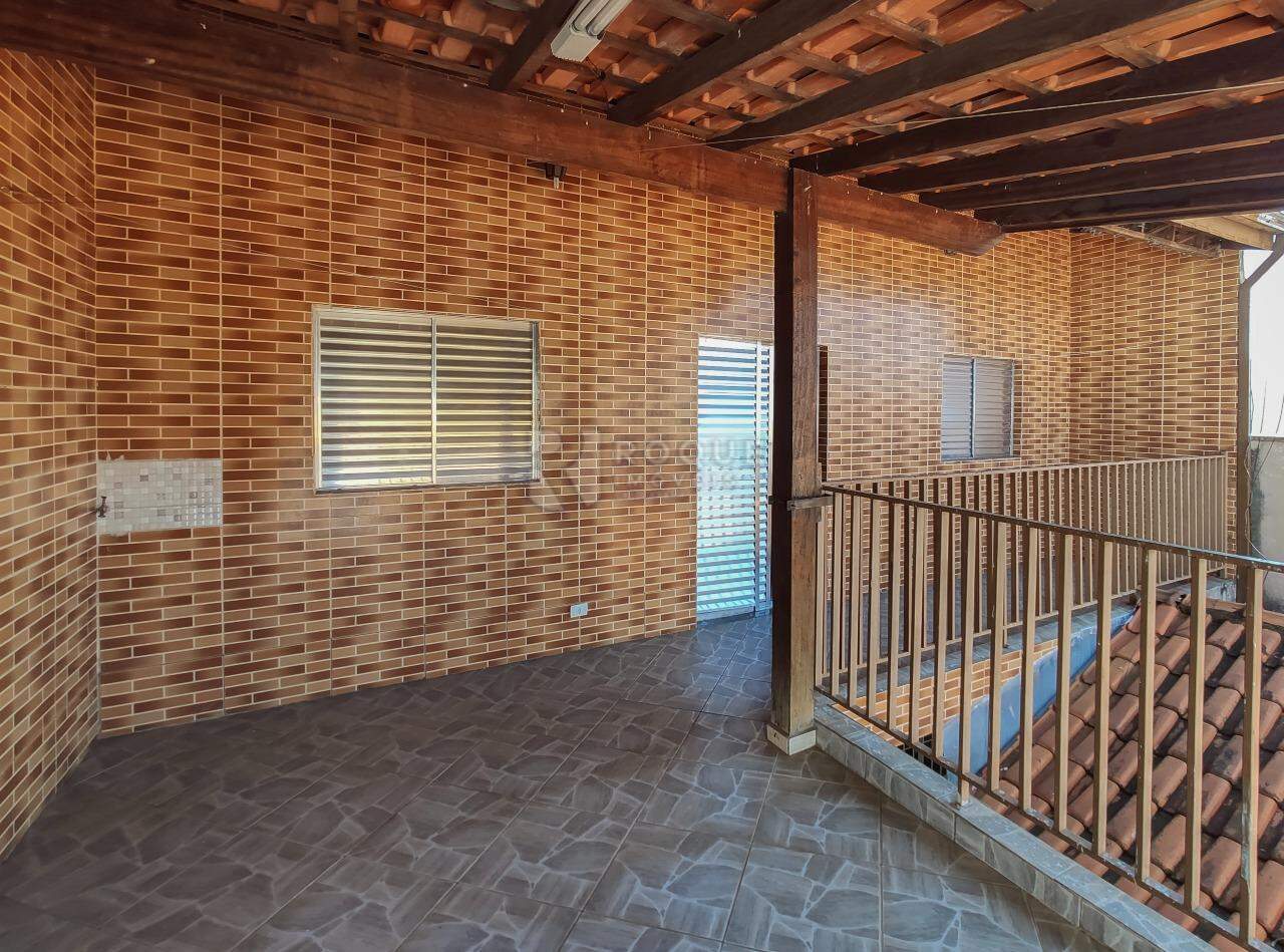 Casa Residencial para aluguel no bairro Jardim das Palmeiras: Sacada 