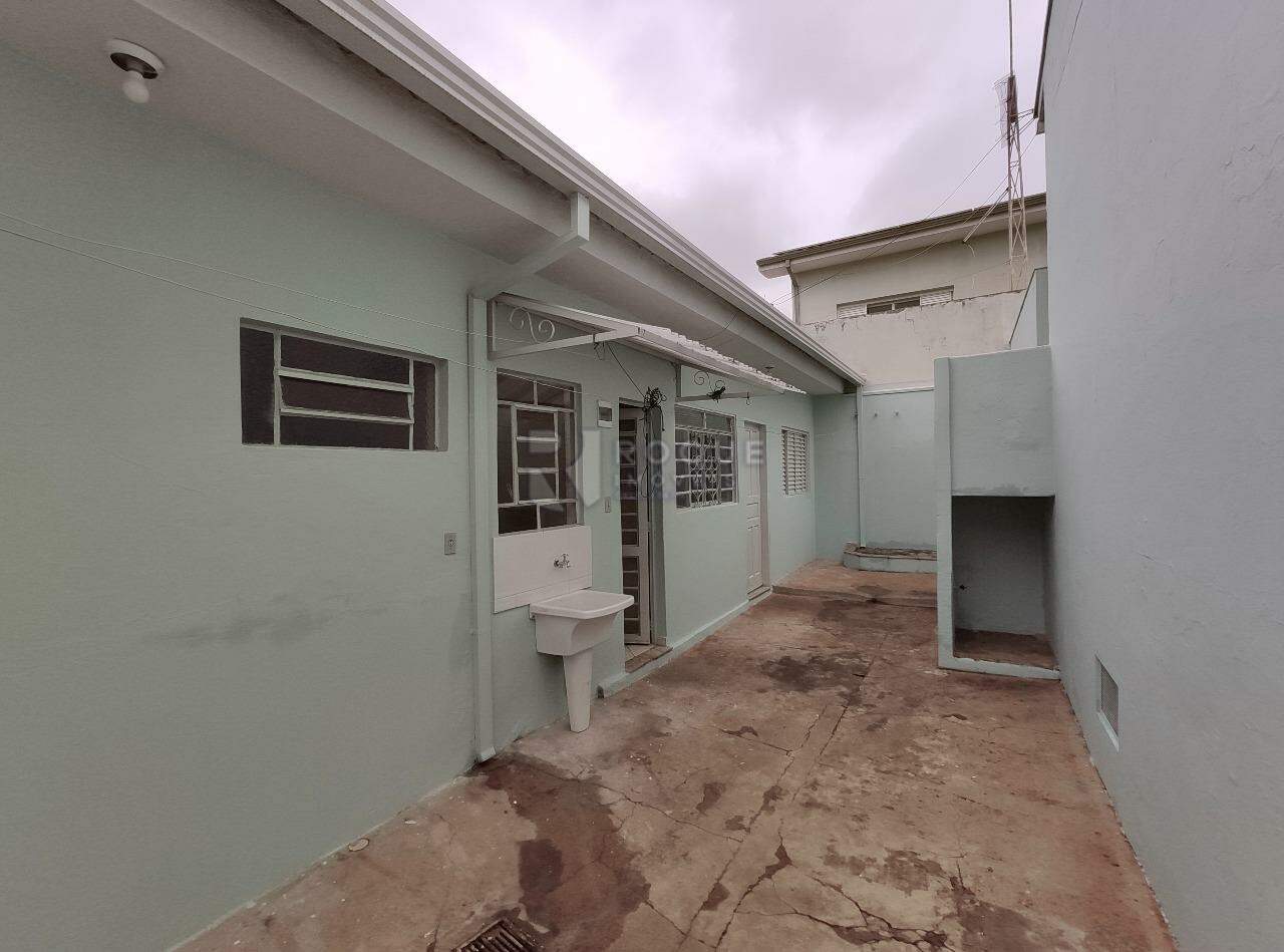 Casa Residencial para aluguel no bairro Jardim Nova Itália: Frente 