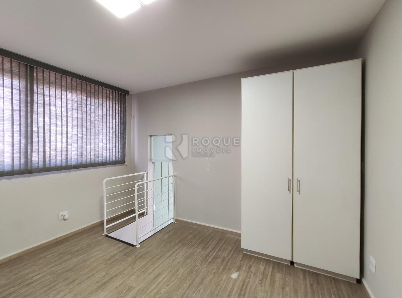 Casa Comercial para aluguel no bairro Centro: Sala 2