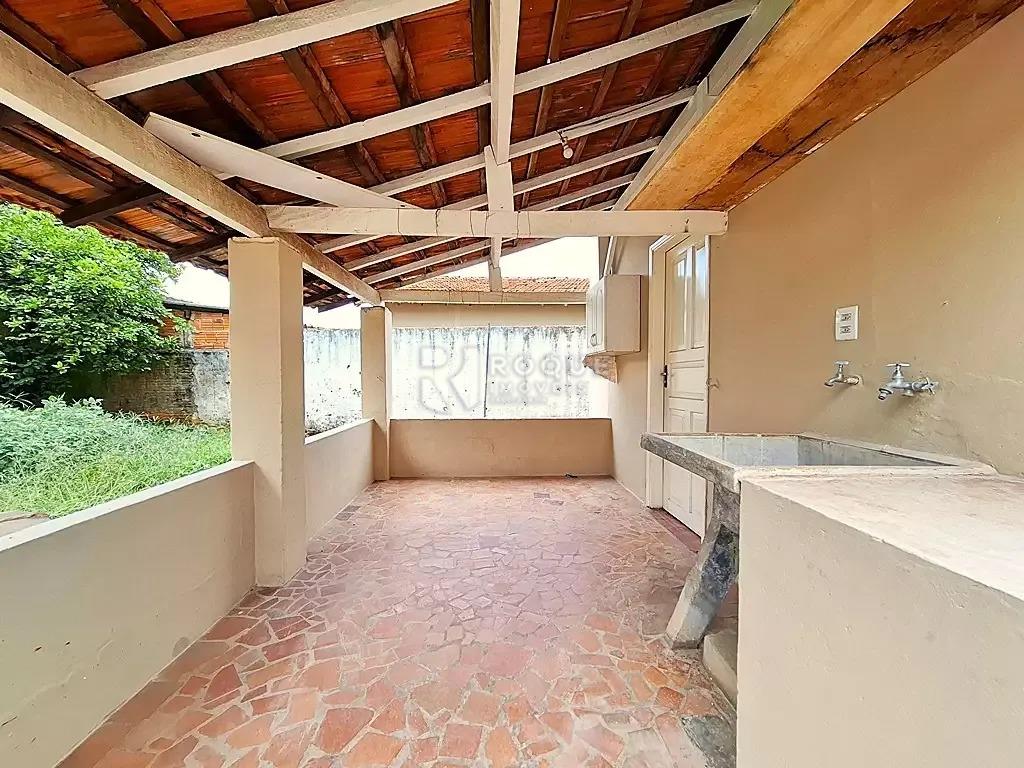 Casa Residencial para aluguel no bairro Jardim Piratininga: Lavanderia