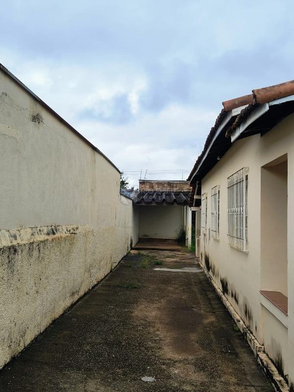 Casa Residencial para aluguel no bairro Jardim Piratininga: Garagem