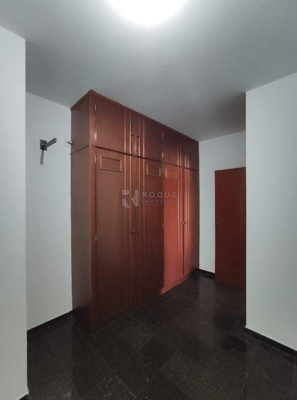 Casa Residencial para aluguel no bairro Centro: Dormitório 3 