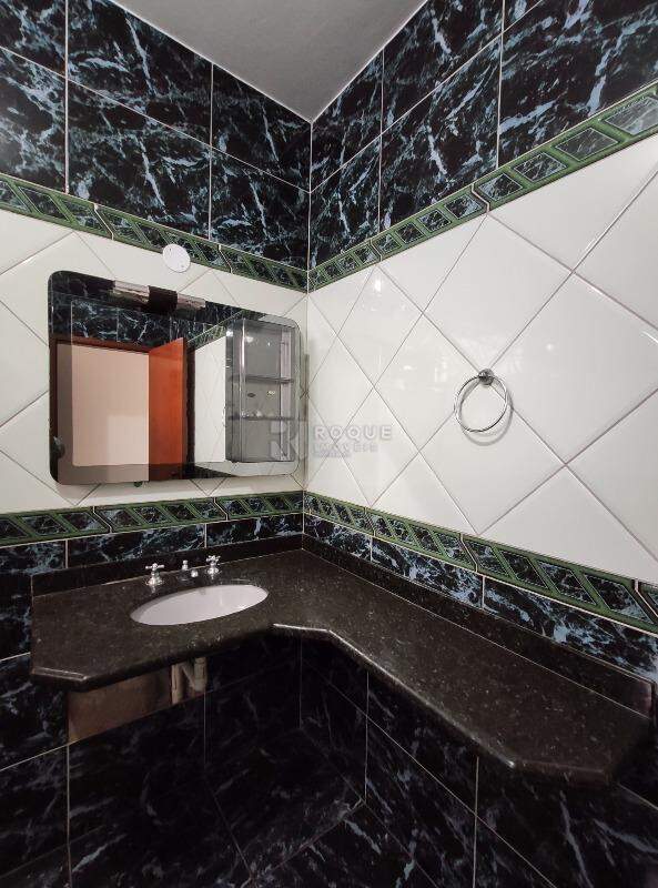 Casa Residencial para aluguel no bairro Centro: WC 2